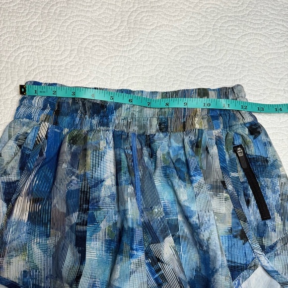 Lululemon Athletica Blue and White Athletic Shorts - Picture 10 of 12